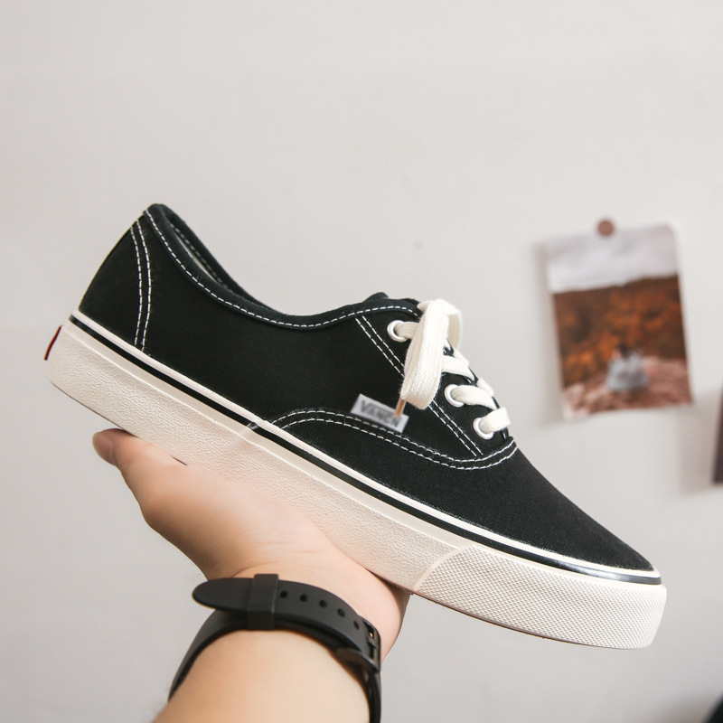 Made in China Canvas shoes