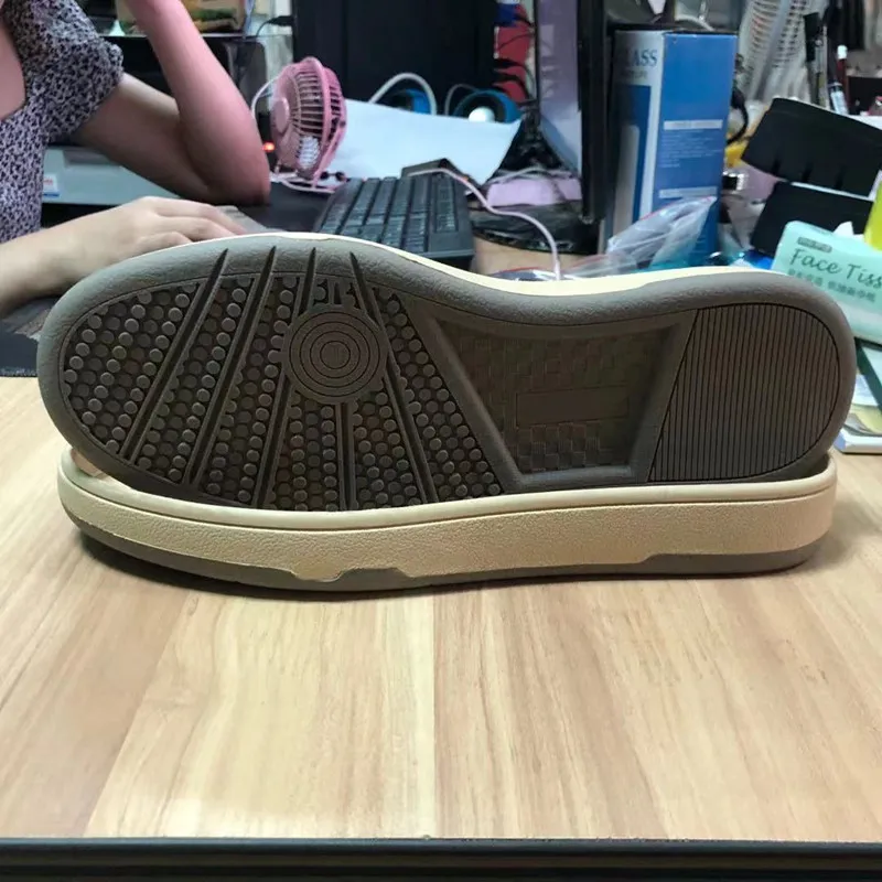 Made in China skateboard shoes rubber outsole