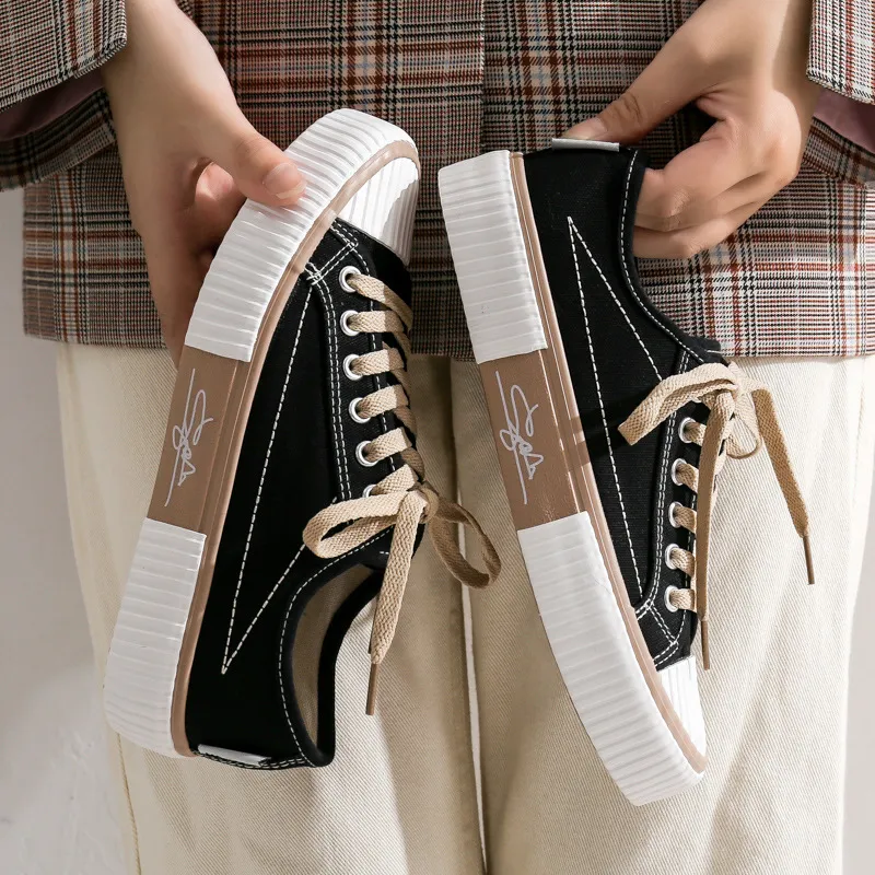 Casual canvas shoes for lovers Casual canvas shoes for lovers