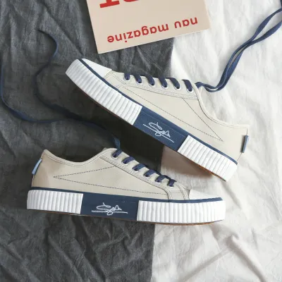 Casual canvas shoes for lovers