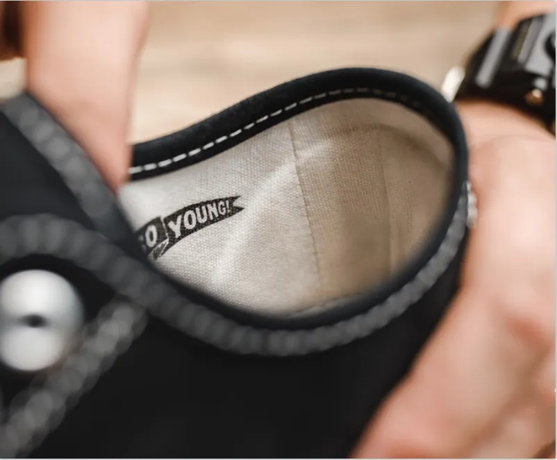 Classical smiley face sneakers