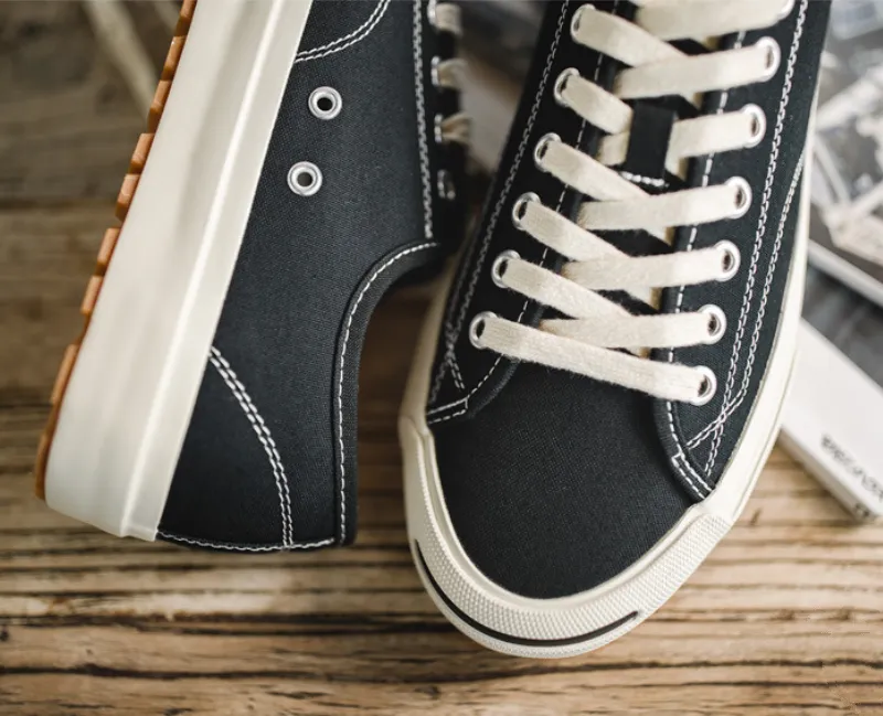 Classical smiley face sneakers