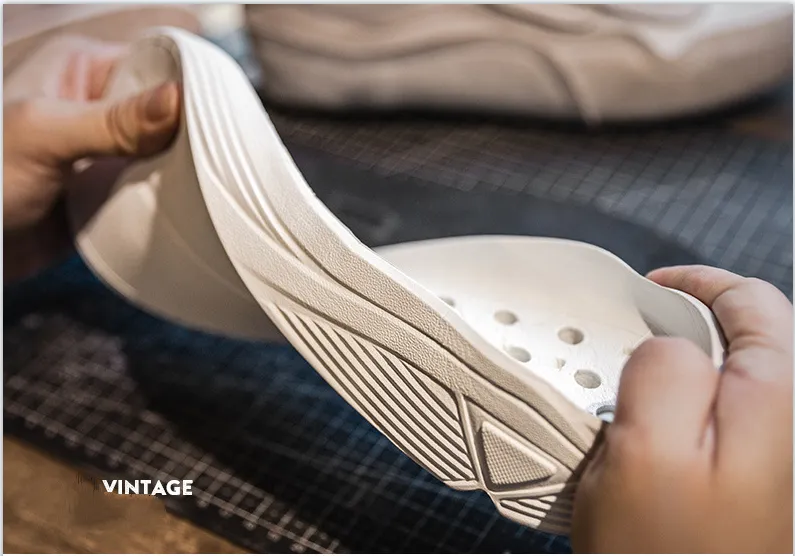 New jogging shoes for men