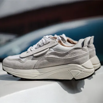 New jogging shoes for men