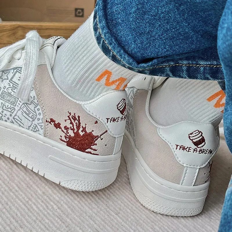 white painting sneakers