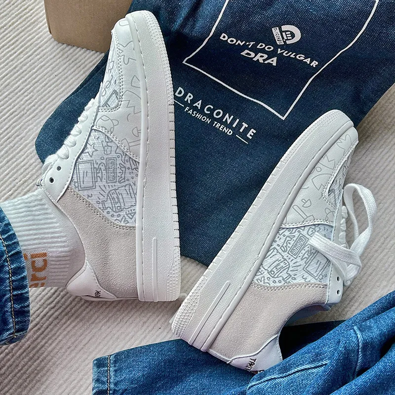 white painting sneakers