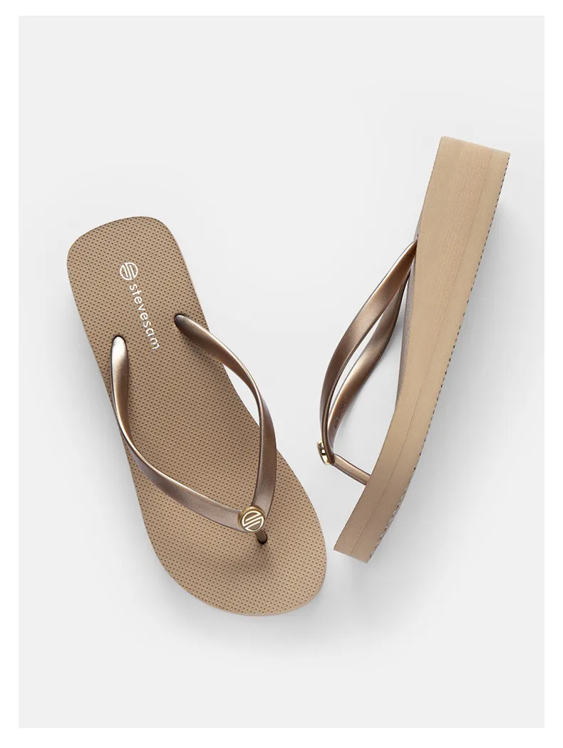 Lady fashion flip-flops