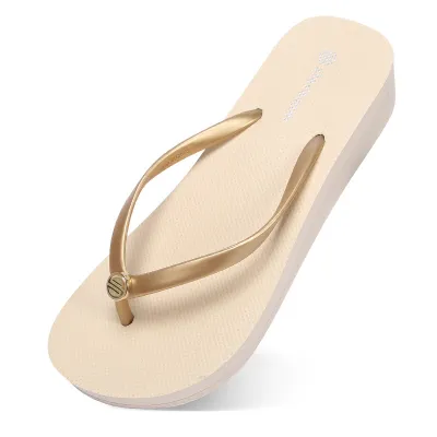 Lady fashion flip-flops