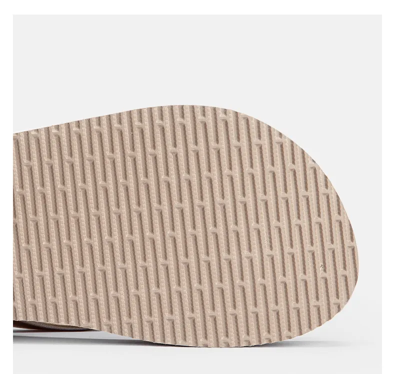 Lady fashion flip-flops