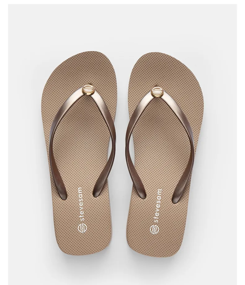 Lady fashion flip-flops