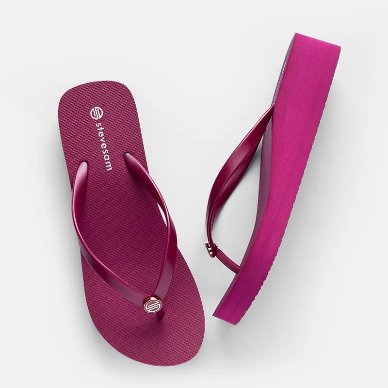 Lady fashion flip-flops