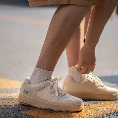 new arrival skateboard shoes