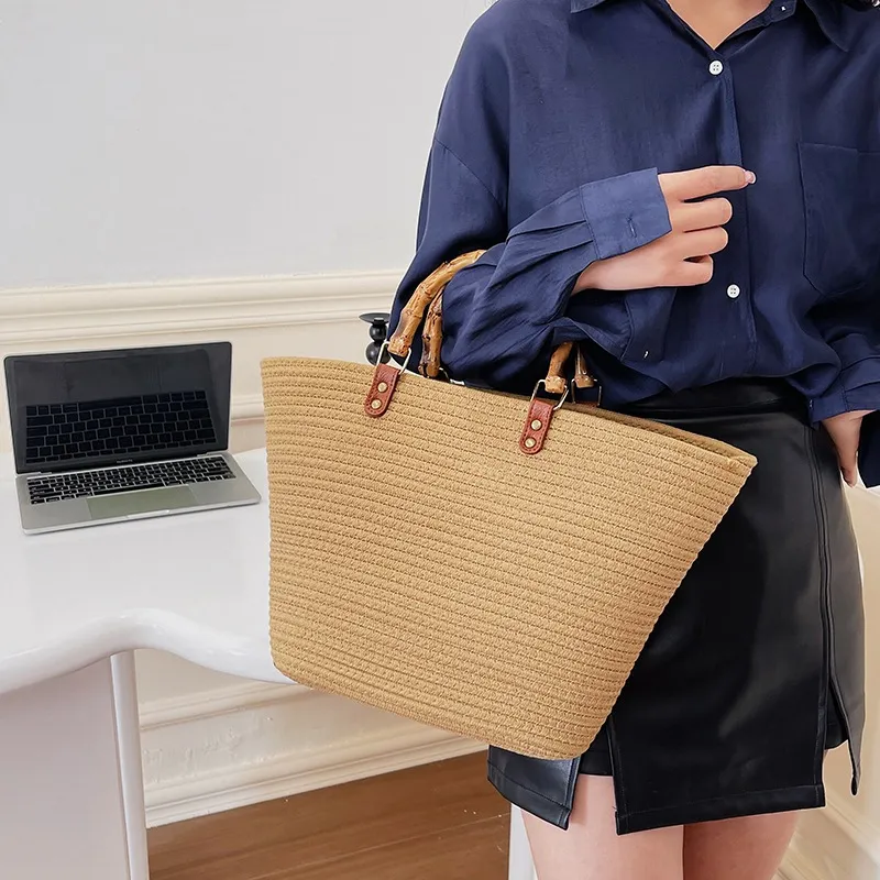 knitted woman hangbag