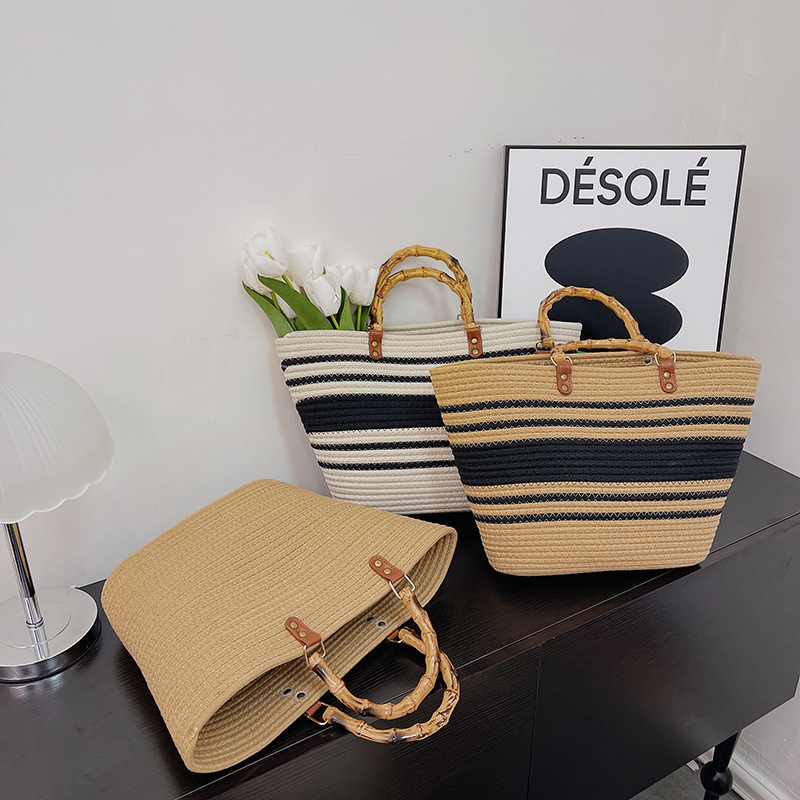 knitted woman hangbag