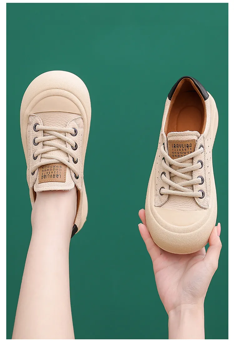 Elegant and comfortable casual shoes for women