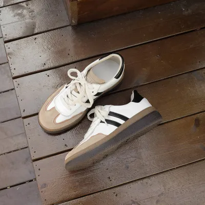 Elegant ladies casual sneaker