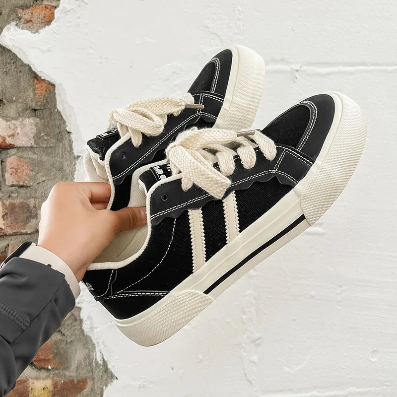 men vulcanized canvas shoes