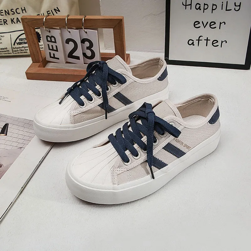 low cut canvas shoes