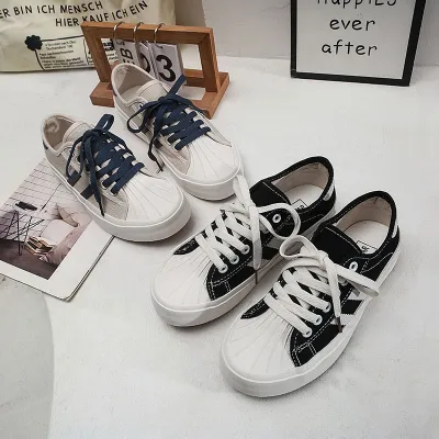 low cut canvas shoes