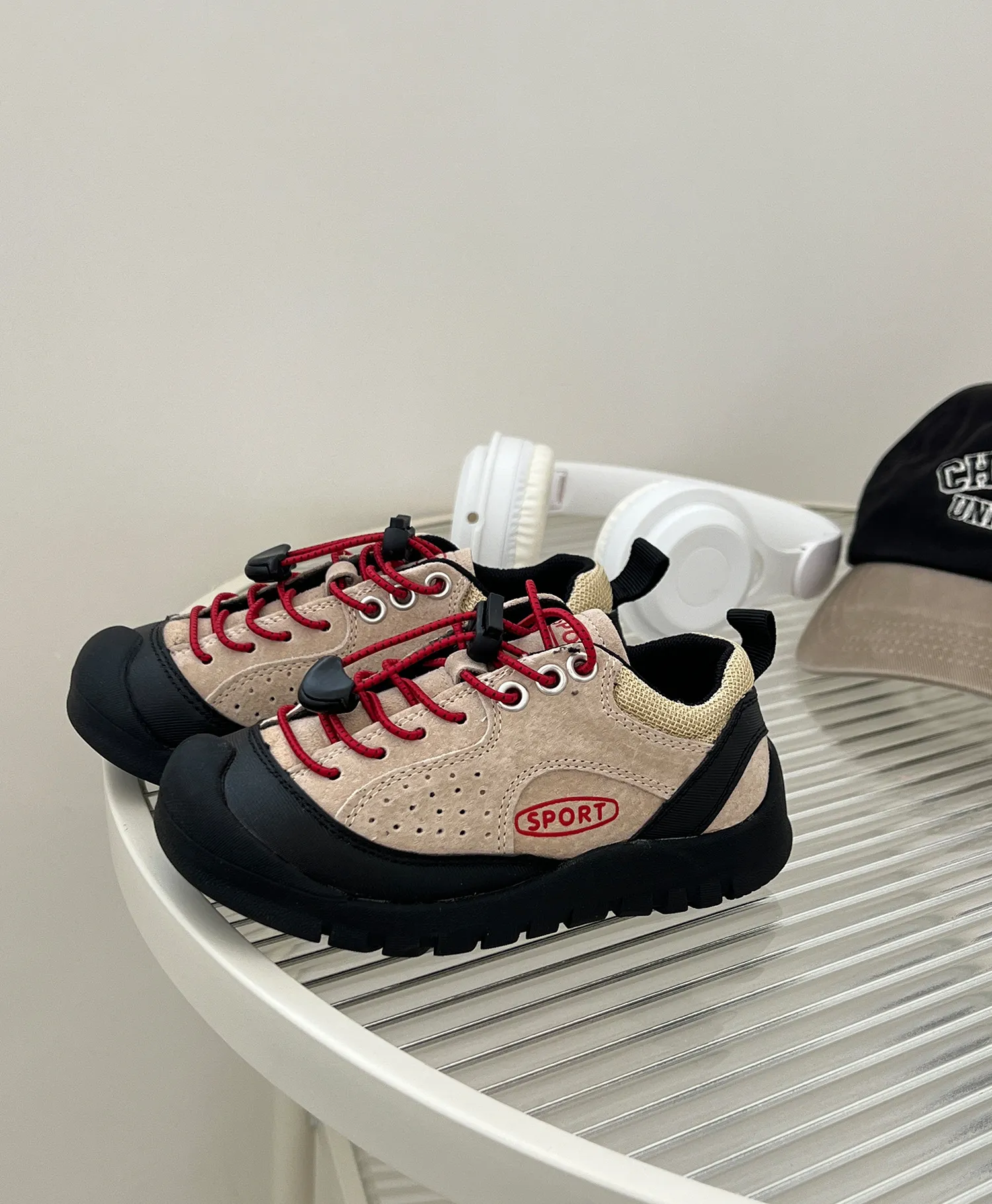 children hiking shoes