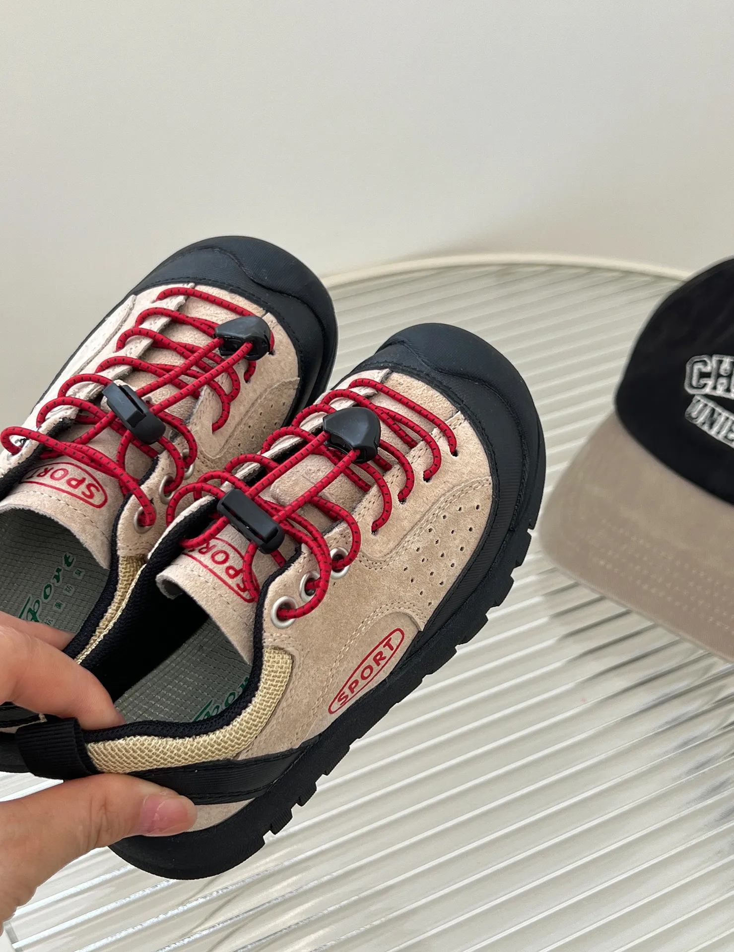 children hiking shoes