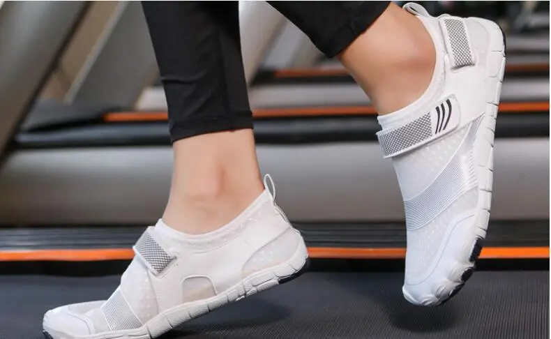 outdoor hiking shoes