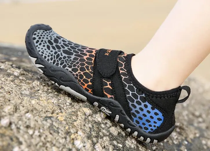 children outdoor sport shoes
