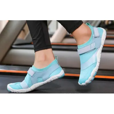 outdoor hiking shoes