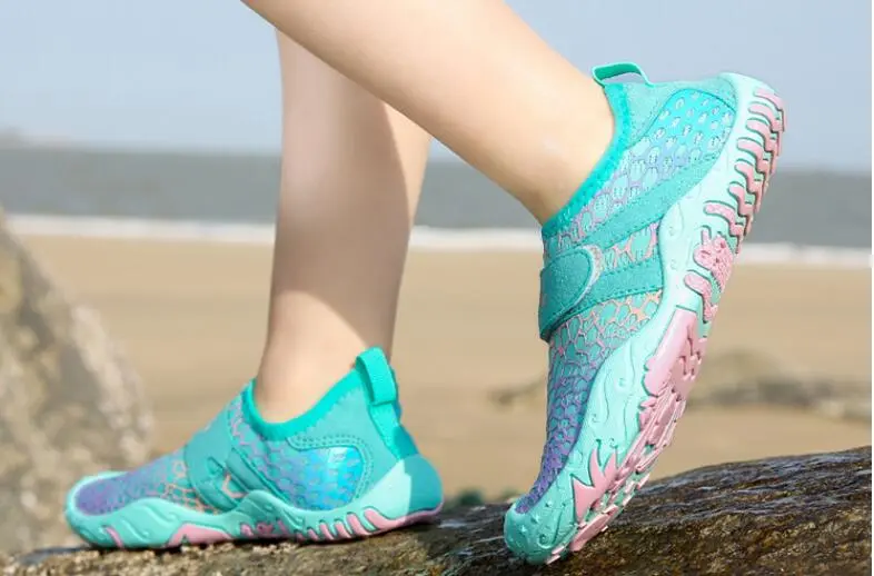 children outdoor sport shoes