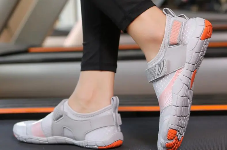 outdoor hiking shoes