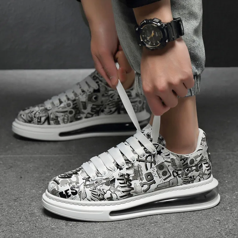 new men low top skateboard shoes