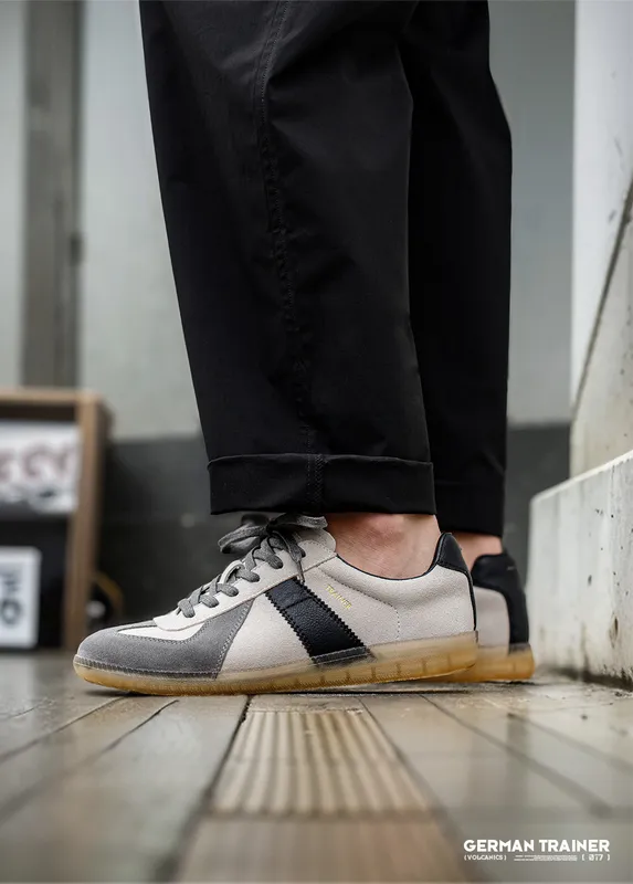 new men low top sneakers