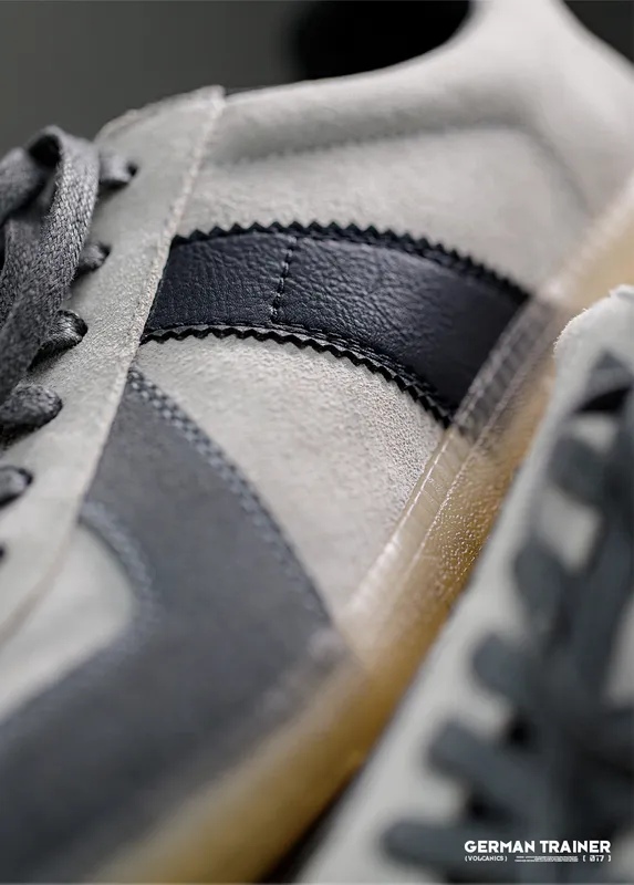 new men low top sneakers