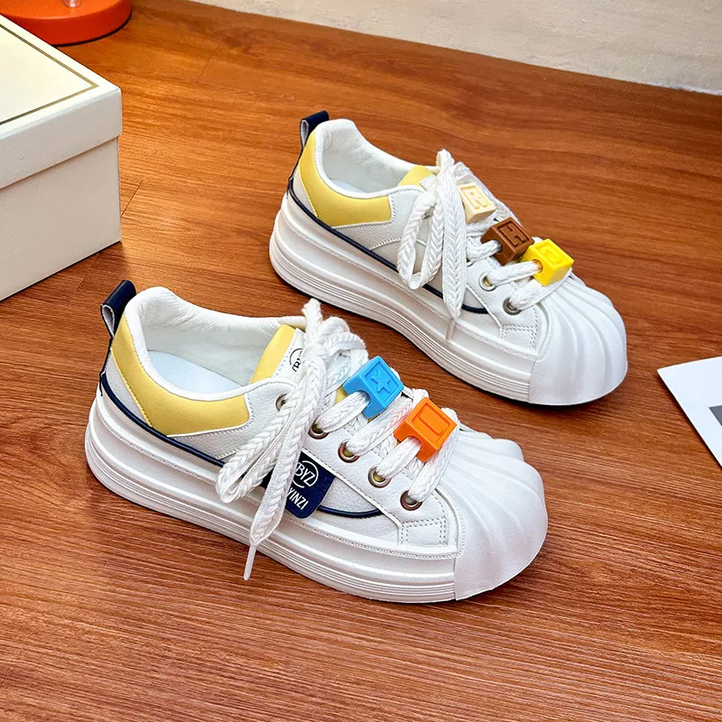 woman fashion casual shoes