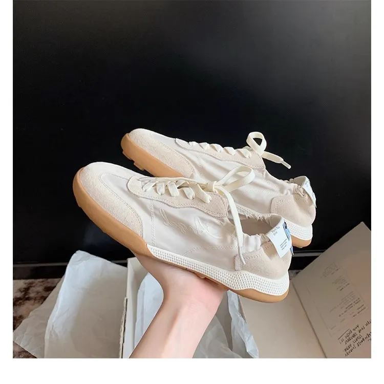 2023 woman new casual sports shoes