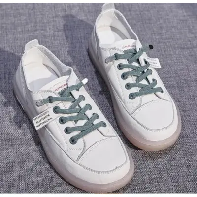 woman jelly outsole skate shoes