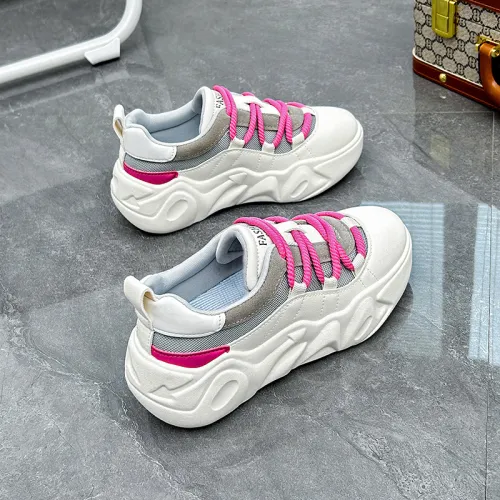 woman platform casual shoes