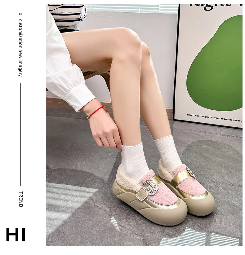 woman winter casual shoes