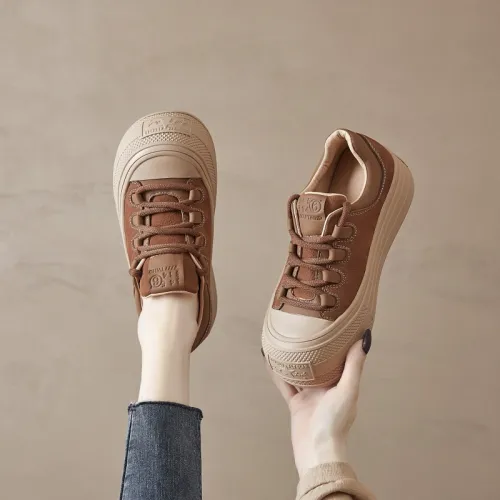 woman new design casual shoes