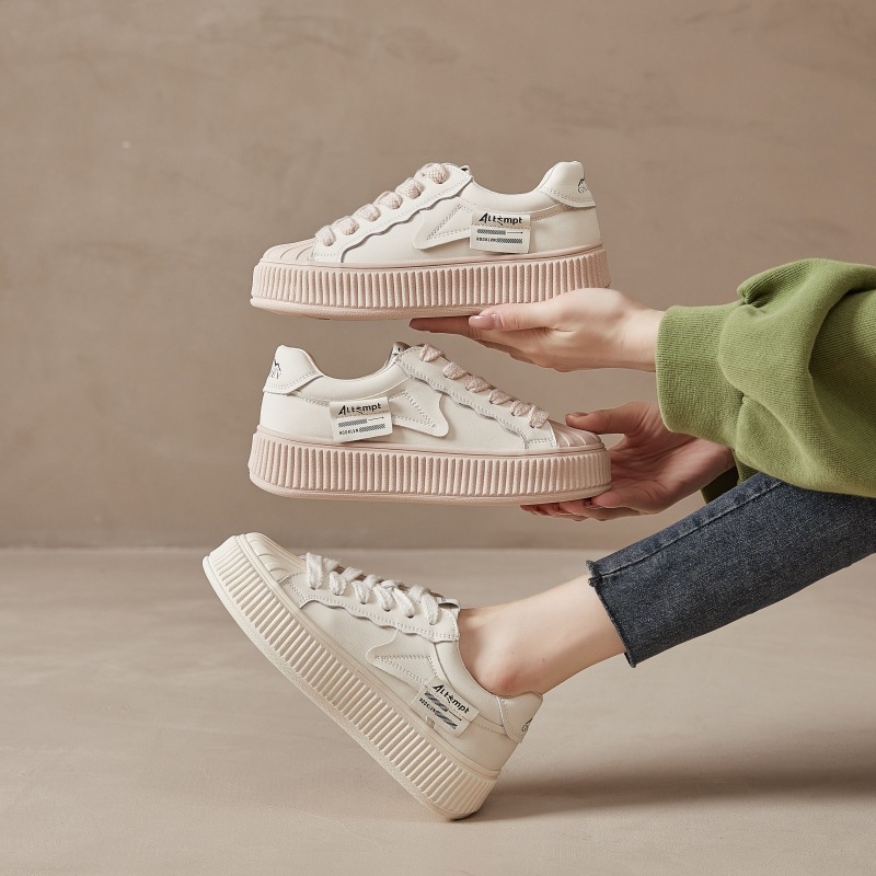 OEM customized woman sneaker