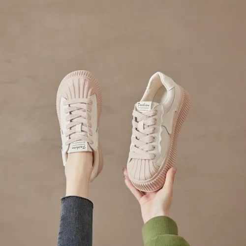 OEM customized woman sneaker