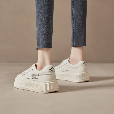 OEM customized woman sneaker