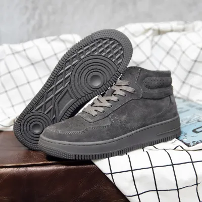 good quality high top man sneaker