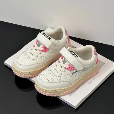 Children good quality sneaker